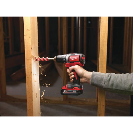 MILWAUKEE M18™ kompaktní bezkomutátorová vrtačka/šroubovák 4933448441