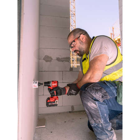 MILWAUKEE M18™ kompaktní bezuhlíkový vrtací šroubovák 4933492835