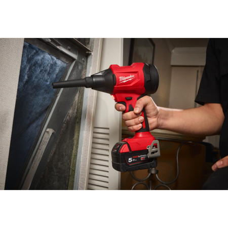 MILWAUKEE M18 bezuhlíkový vysokorychlostní ofukovač 4933500533