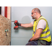 MILWAUKEE M18™ kompaktní bezuhlíkový rázový utahovák ¼″ Hex 4933492841