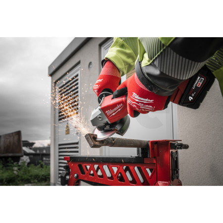 MILWAUKEE M18™ bezuhlíková úhlová bruska 125 mm s posuvným spínačem 4933492644