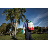 MILWAUKEE M18™ SWITCH TANK™ 15 l nádrž na chemikálie 4933464964