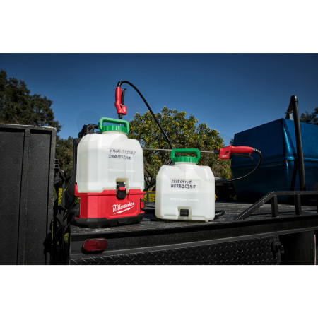 MILWAUKEE M18™ SWITCH TANK™ 15 l nádrž na chemikálie 4933464964