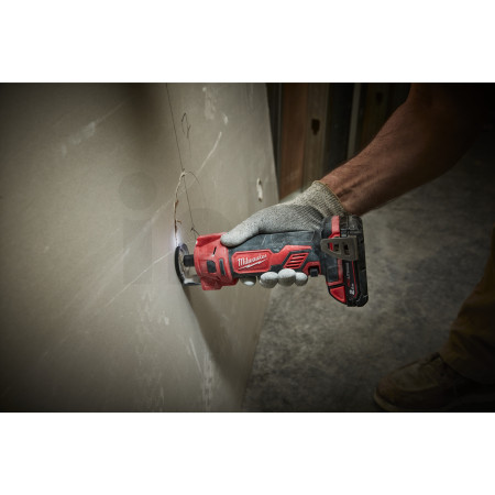 MILWAUKEE M18™ rotační frézka na sádrokarton 4933498009
