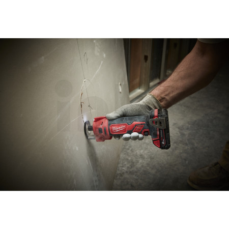 MILWAUKEE M18™ rotační frézka na sádrokarton 4933498009