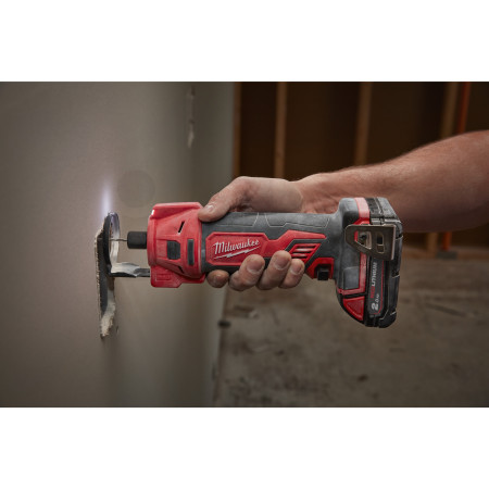 MILWAUKEE M18™ rotační frézka na sádrokarton 4933498009