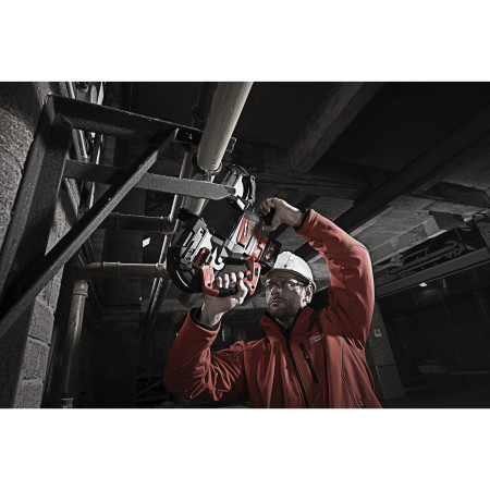 MILWAUKEE M18 FUEL™ hlubokořezná pásová pila 4933447165