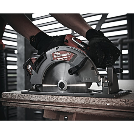 MILWAUKEE M18 FUEL™ okružní pila 4933451384