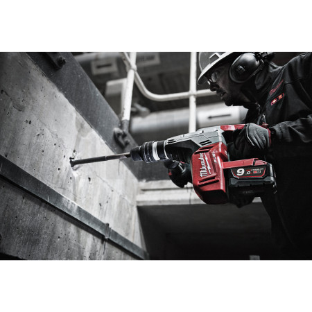MILWAUKEE M18 FUEL™ 5kg SDS-Max vrtací a bourací kladivo 4933451412