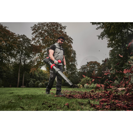 MILWAUKEE M18 FUEL™ zádový fukar na dva akumulátory 4933493212