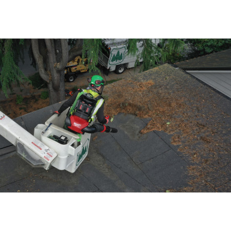 MILWAUKEE M18 FUEL™ zádový fukar na dva akumulátory 4933493212