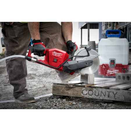 MILWAUKEE M18 FCOS230-121 FUEL rozbrušovací pila 4933499175