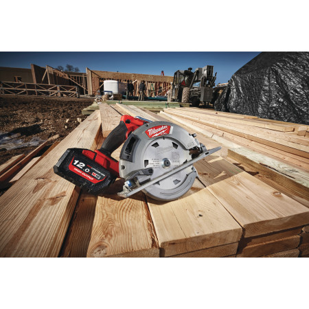 MILWAUKEE M18 FUEL™ 66 mm okružní pila na dřevo a plast 4933464587
