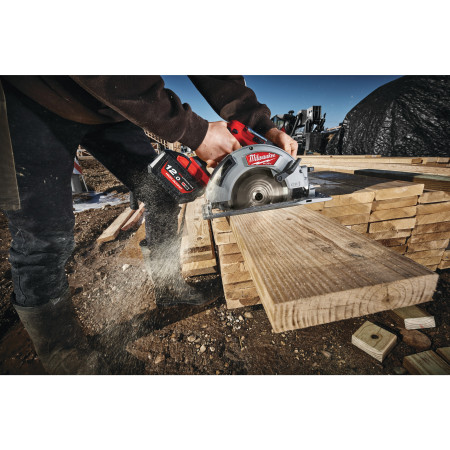 MILWAUKEE M18 FUEL™ 66 mm okružní pila na dřevo a plast 4933464587