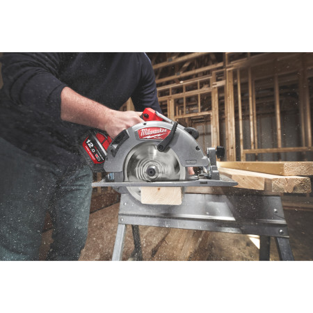 MILWAUKEE M18 FUEL™ 66 mm okružní pila na dřevo a plast 4933464587