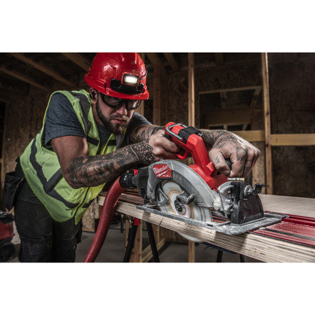 MILWAUKEE M18 FCS66GR3-0 FUEL kotoučová pila kompatibilní s vodicí lištou 4933493491