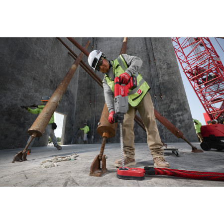 MILWAUKEE M18 FDDEL32 Speciální odsávání prachu pro 32mm SDS-Plus kladivo s D rukojetí M18 FUEL™ s mechanismem AUTOPULSE™ 493349