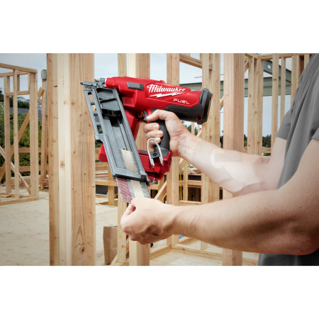 MILWAUKEE M18 FUEL™34° konstrukční hřebíkovačka (pouze sekvenční režim) 4933478302