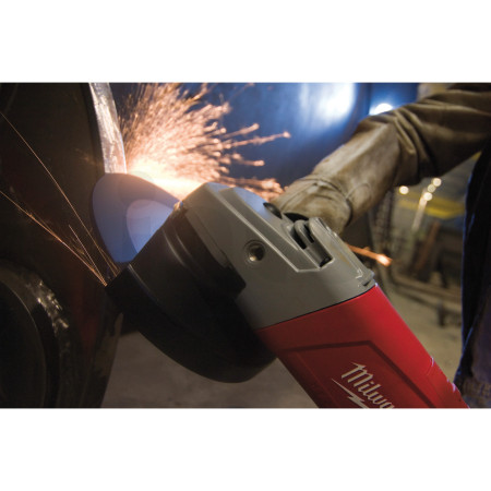 MILWAUKEE 2400W úhlová bruska s odpružením AVS a ochranou proti zpětnému rázu 4933402340
