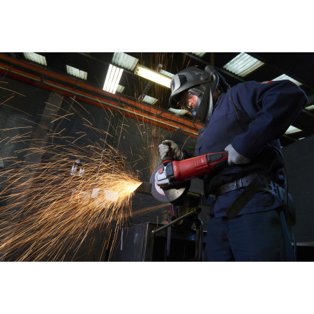 MILWAUKEE 2400W úhlová bruska s AVS a ochranou proti zpětnému rázu 4933471465