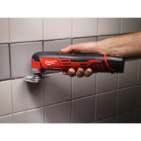MILWAUKEE M12™ kompaktní multifunkční nářadí 4933471393