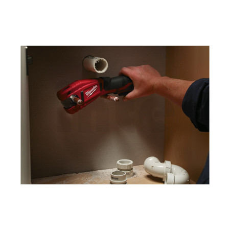 MILWAUKEE M12™ řezák na měděné trubky 4933410015