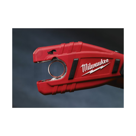 MILWAUKEE M12™ řezák na měděné trubky 4933410015