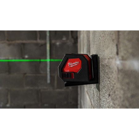 MILWAUKEE Zelený křížový laser na alkalické baterie 4933480159