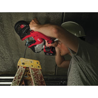 MILWAUKEE M18™ pásová pila na kov 4933419122