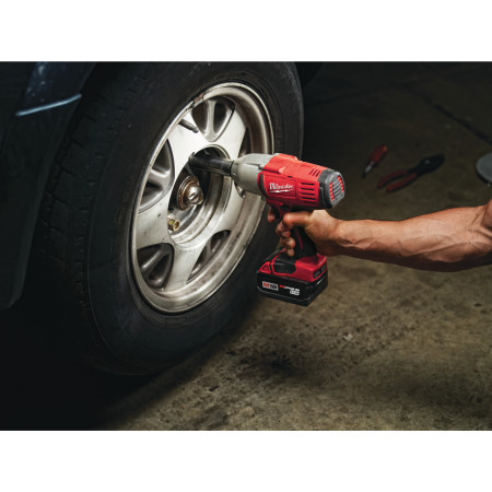 MILWAUKEE M18™ rázový utahovák s aretačním čepem 4933431575