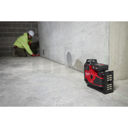 MILWAUKEE M12™ zelený laser s automatickým zarovnáním 360° ve 3 rovinách 4933499003
