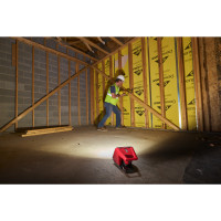 MILWAUKEE M12™ LED prostorová svítilna 4933451394