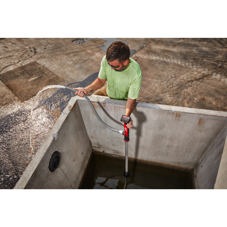 MILWAUKEE M12™ HYDROPASS™ uhlíkové tyčové vodní čerpadlo 4933479639
