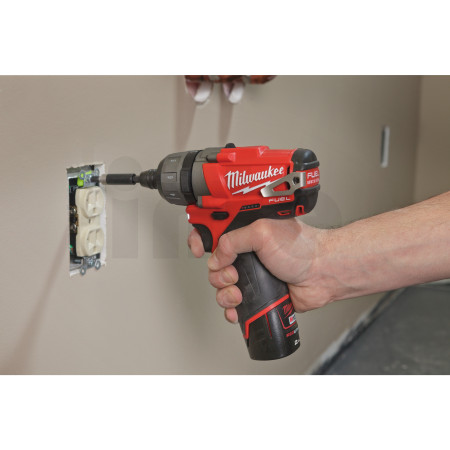 MILWAUKEE M12 FUEL™ kompaktní šroubovák 4933440450