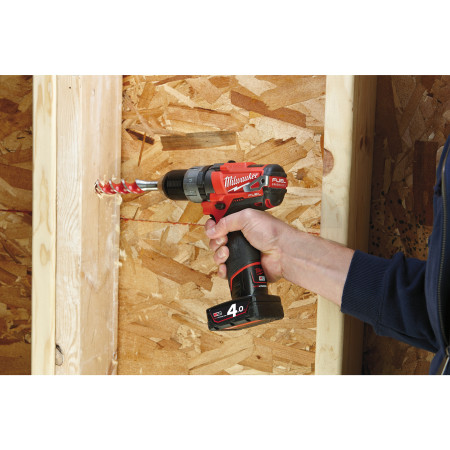 MILWAUKEE M12 FUEL™ 2-rychlostní kompaktní vrtačka/šroubovák 4933441115