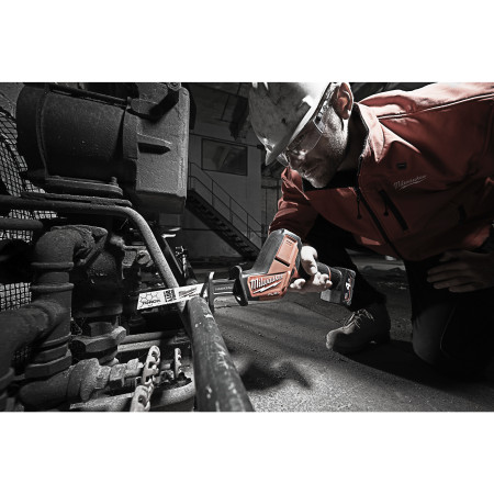 MILWAUKEE M12 CHZ-402C M12 FUEL HACKZALL kompaktní pilka na kov 4933500571