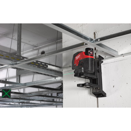 MILWAUKEE M12™ zelený kombinovaný křížový liniovo-bodový laser 4933478245