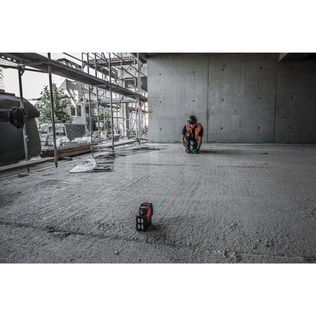 MILWAUKEE M12™ zelený kombinovaný křížový liniovo-bodový laser 4933478245