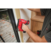 MILWAUKEE M12 FUEL™ přímá hřebíkovačka 18 GA 4933493356
