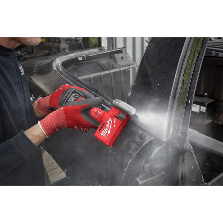MILWAUKEE M12 FUEL™ kompaktní univerzální okružní pila 4933464620