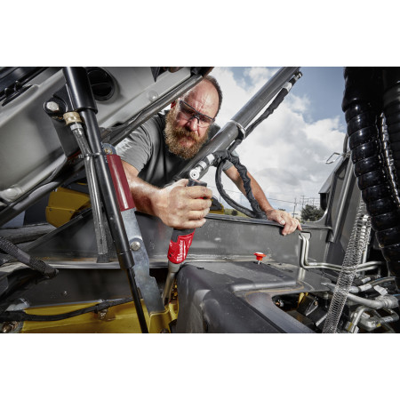 MILWAUKEE M12 FUEL™ ¼″ vysokorychlostní ráčna s prodlouženou hlavou 4933480790