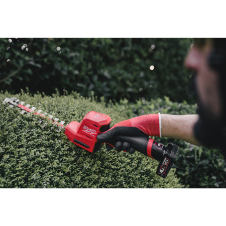MILWAUKEE M12 FHT20-402 FUEL plotostřih 20 cm 4933479973