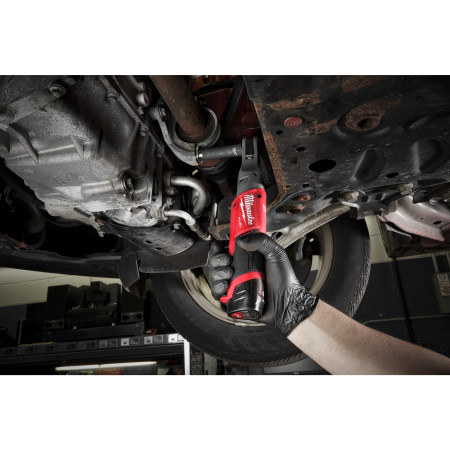 MILWAUKEE M12 FUEL™ kompaktní ⅜″ ráčna 4933459798
