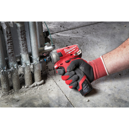 MILWAUKEE M12 FUEL™ SURGE™ ¼″ Hydraulický rázový utahovák 4933464973