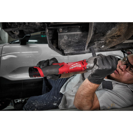 MILWAUKEE M12 FUEL™ ⅜″ pravoúhlý rázový utahovák s pojistným kroužkem 4933471700