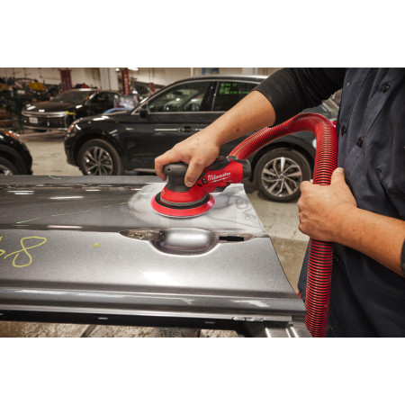 MILWAUKEE M12 FUEL™ 150 mm excentrická bruska s oběžným kolem 2,5 mm 4933493649