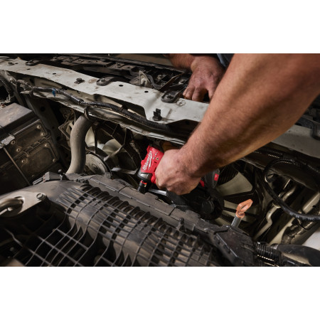 MILWAUKEE M12 FSCIWF38-0 FUEL ⅜″ subkompaktní rázový utahovák s třecím kroužkem, 305 Nm, bez aku 4933498969