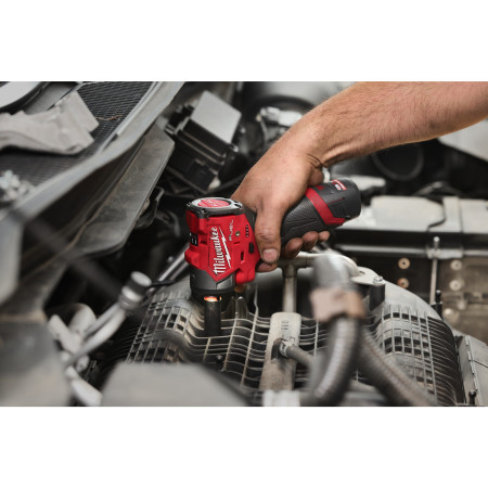 MILWAUKEE M12 FSCIWF38-0 FUEL ⅜″ subkompaktní rázový utahovák s třecím kroužkem, 305 Nm, bez aku 4933498969
