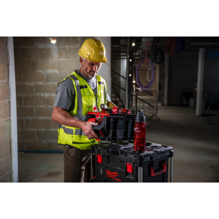 MILWAUKEE PACKOUT™ kompaktní přepravka 4932499347