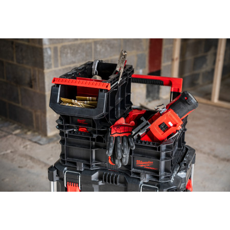 MILWAUKEE PACKOUT™ kompaktní přepravka 4932499347